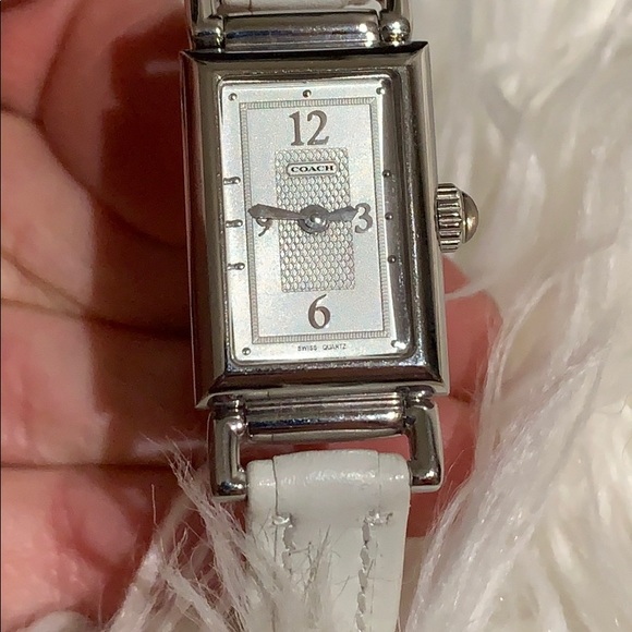 VINTAGE BRAND NEW COACH watch - Picture 2 of 4